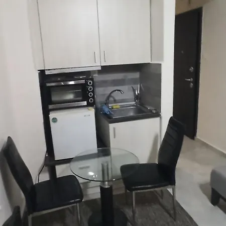 Beautiful 1-bedroom Next To Center